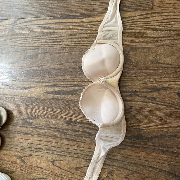 Lily of France strapless bra - Picture 2 of 3